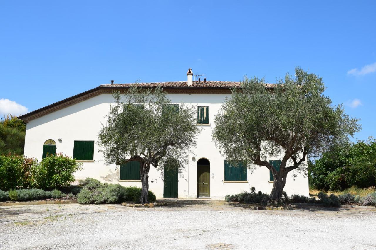 Borghetto Country Apartments Saludecio Luaran gambar