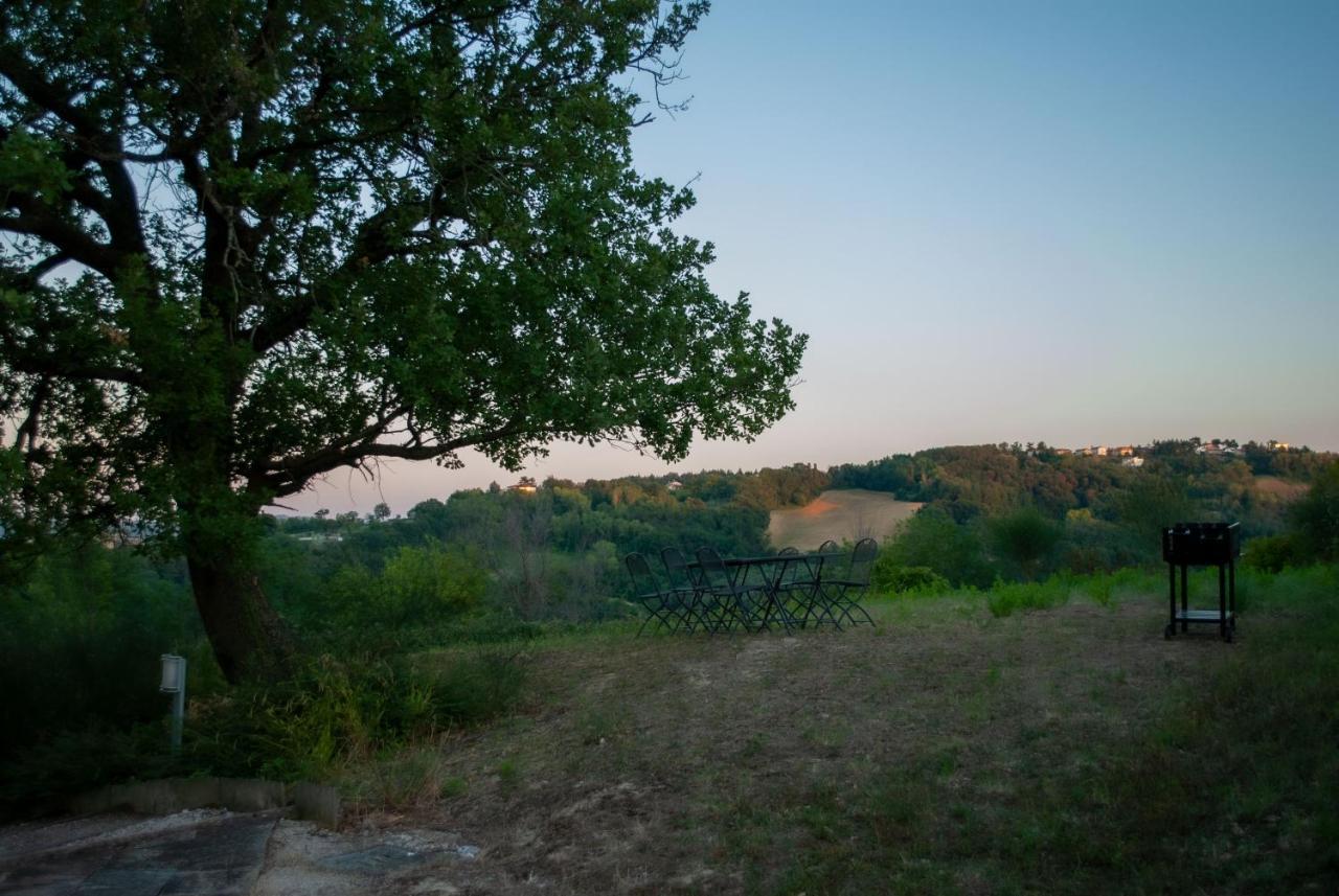 Borghetto Country Apartments Saludecio Luaran gambar